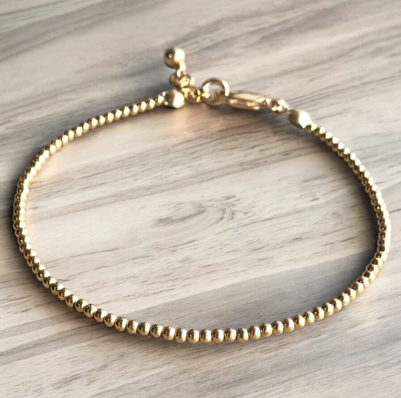 Gabrielle 2 mm- Bracelet complet de billes 14k d’or rempli de 2 mm, avec fermoir